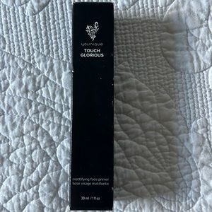 Younique primer